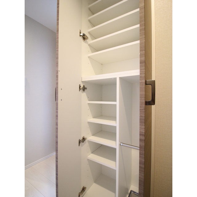 プレール・ドゥーク小竹向原502号室 シューズボックス