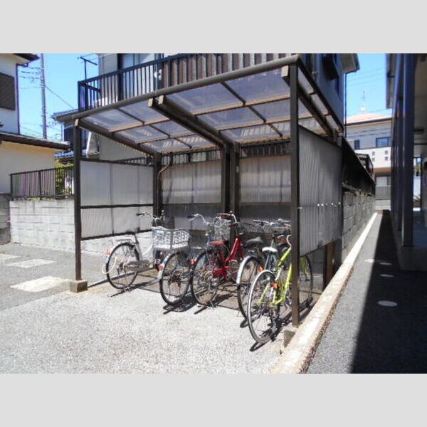 クラップコティ 駐輪場