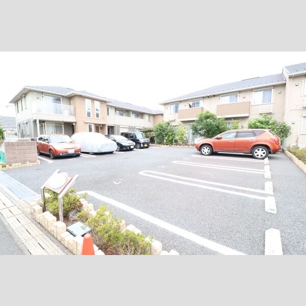 グローリアコート　C 駐車場