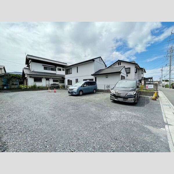 マルベリー 駐車場