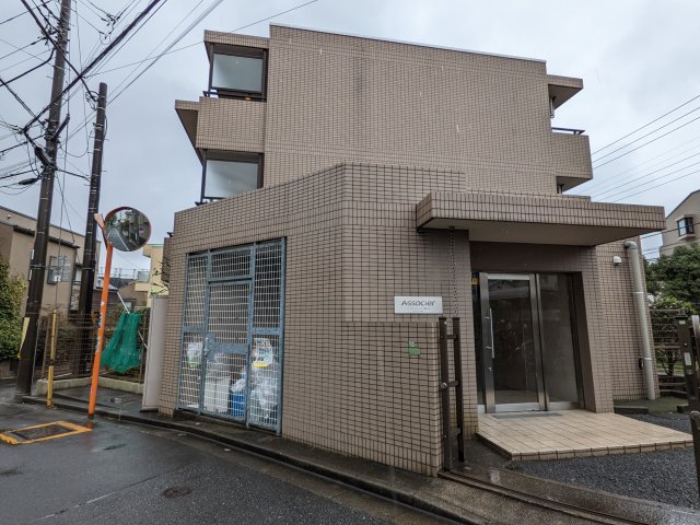 アソシエール駒沢105号室 同建物別部屋の参考画像
