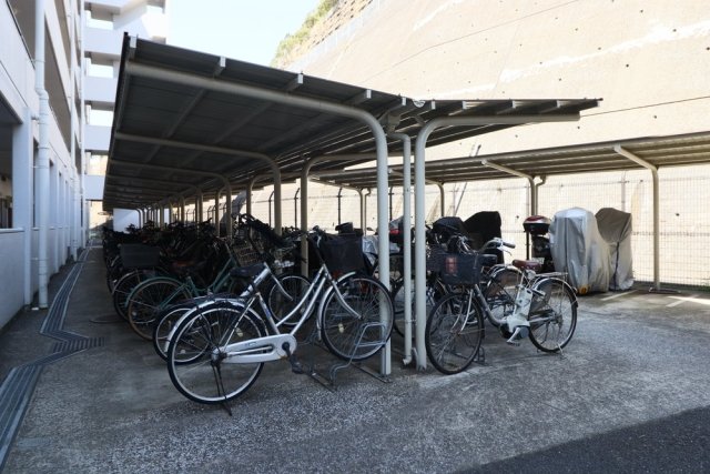 ワコーレ吉野町ガーデン7階 駐輪場