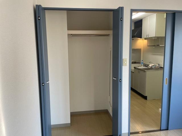 ガレリア東門前201号室 収納