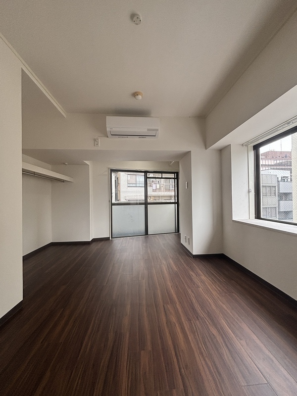 AS ONE SUGAMO リビング