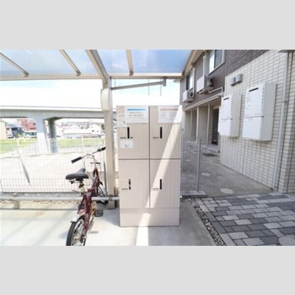 サンルミエール　C 宅配ボックス