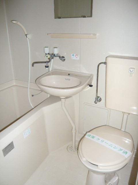 アーバンベル0301号室 トイレ