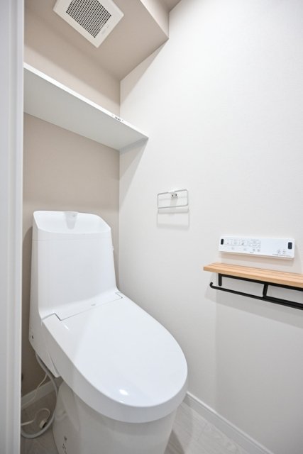 ＥＳ－Ｇｒａｎｄｅ東中野1階 トイレ