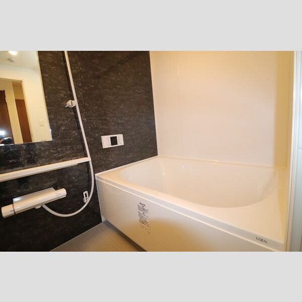 エクセレント ヒルズ302号室 浴室　追い焚き給湯付