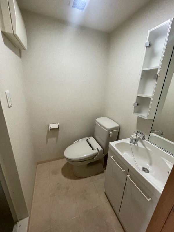 I-COURT2階 トイレ