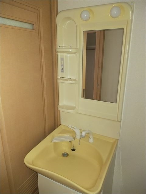 ユイマール末広2階 洗面