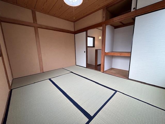 上土棚中　戸建て 2F 和室