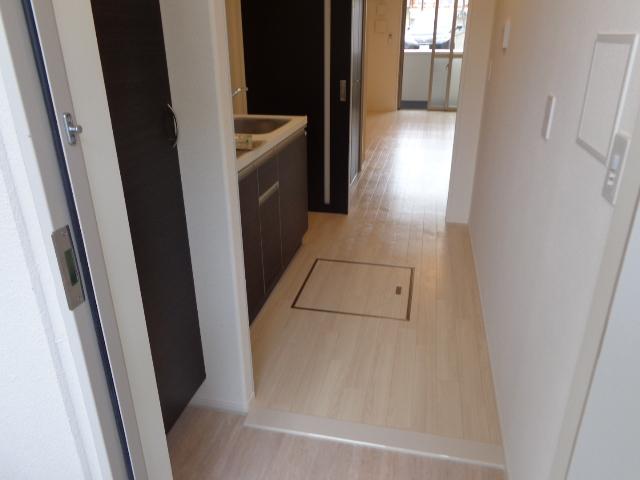 ヴィーナス（Venus）00102号室 玄関