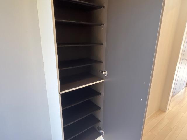 エルフォルク103号室 下駄箱