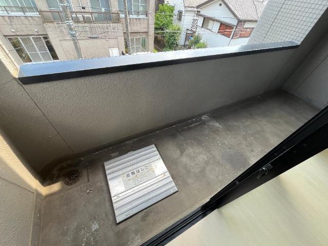 グランディール天神302号室 ベランダ