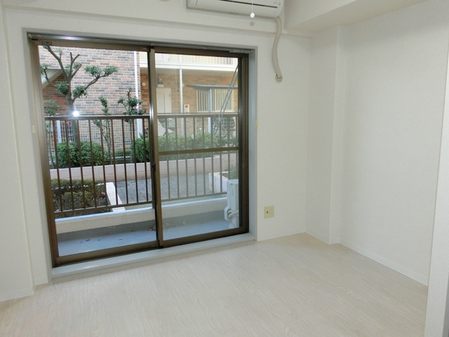 ファミーユ葛西0107号室 リビング