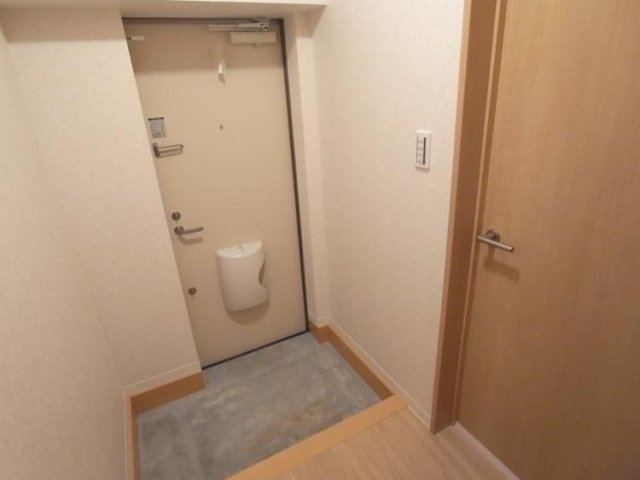サンクトいずみ1階 玄関