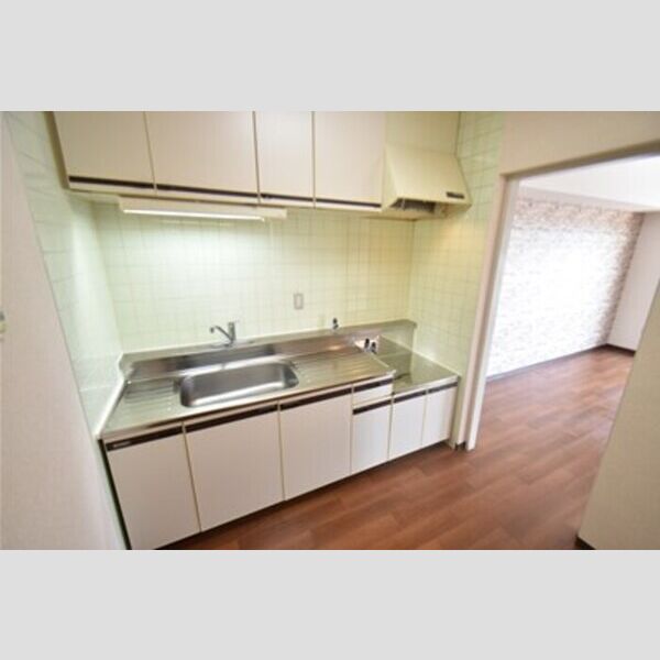 Bellevue参番館306号室 キッチン