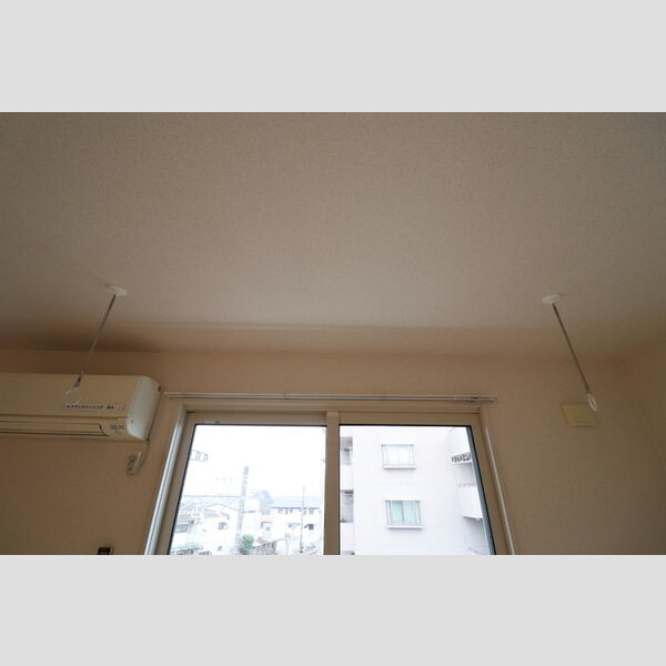 コーポスカイF302号室 室内物干し