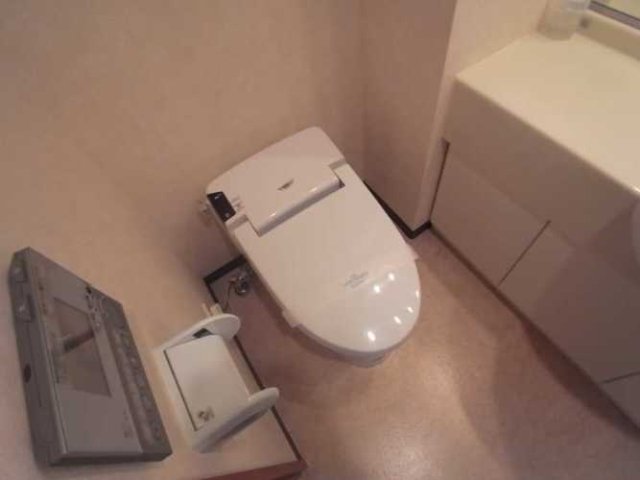 パレステュディオ代々木上原2階 トイレ