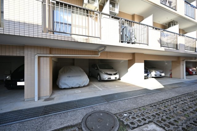 モナークマンション武蔵新城第22階 駐車場