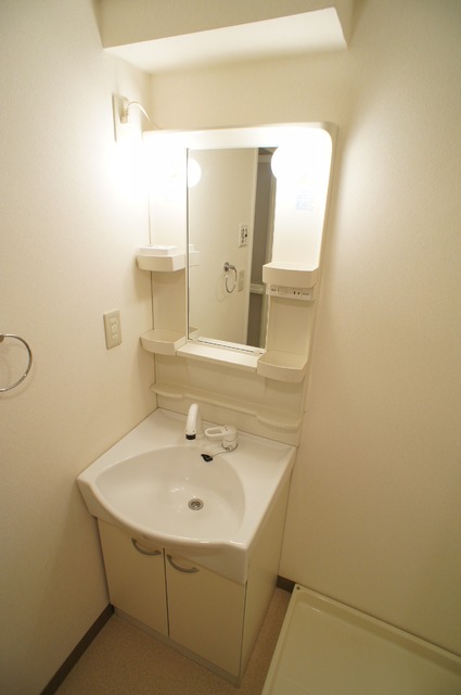 Ａｄａｇｉｏ 洗面所（シャンプードレッサーです。）