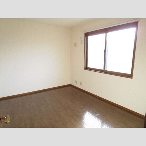 グランドソレーユ202号室 洋室①