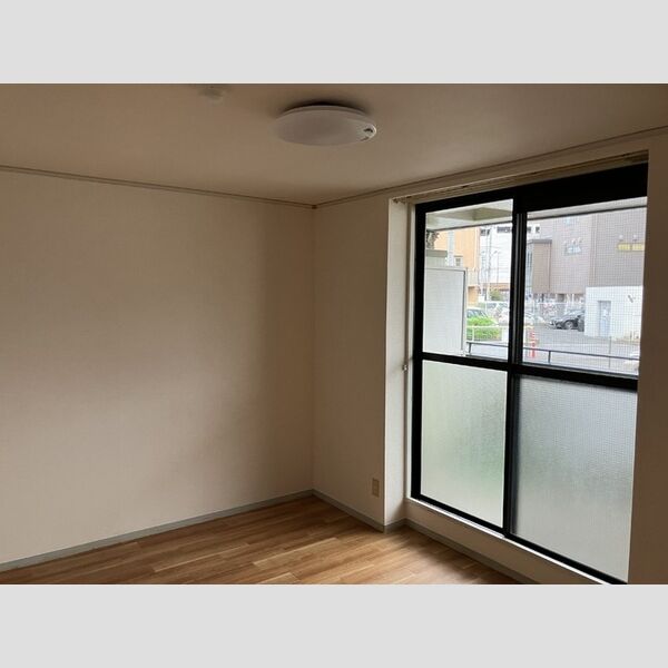 ジュネス戸田 リビング