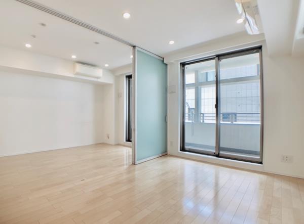 アパートメンツ三田2階 リビング