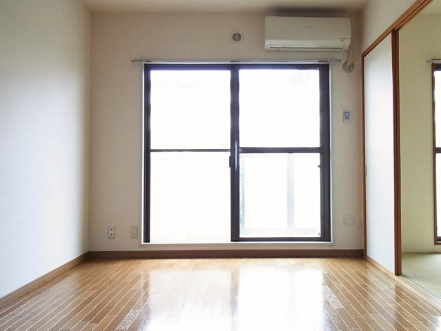 グランプラス0309号室 洋室１　※別号室の参考写真です(現況優先)