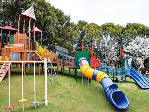 東八幡1丁目ヘーベル戸建 【公園】平塚市総合公園まで1555ｍ