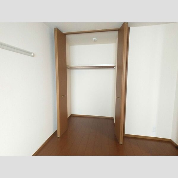 クレインコート　弐番館203号室 収納