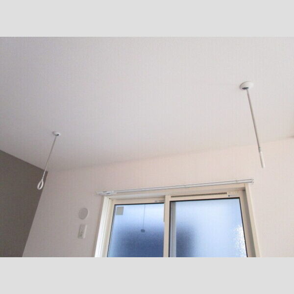 MUMcourt(マムコート)103号室 室内物干し