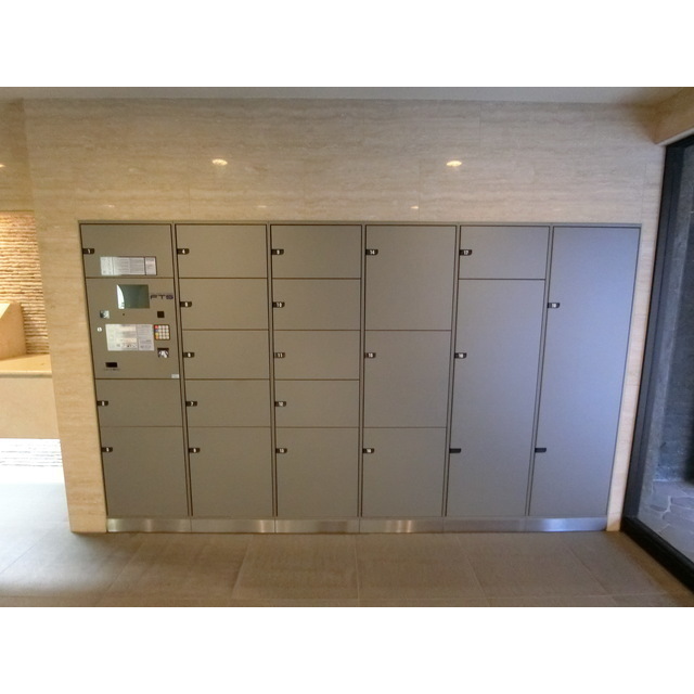 フェニックス新横濱クアトロ エントランス