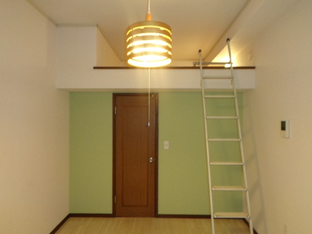 ビューパレス新柏Ｂ棟(E-097)1階 リビング