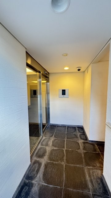 ビット代々木上原ラティス エントランス