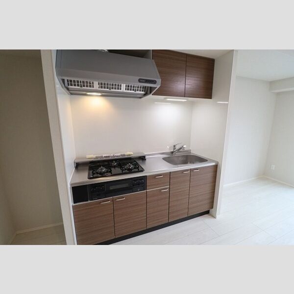 CLAIRE(クレア)207号室 システムキッチン(施工中)