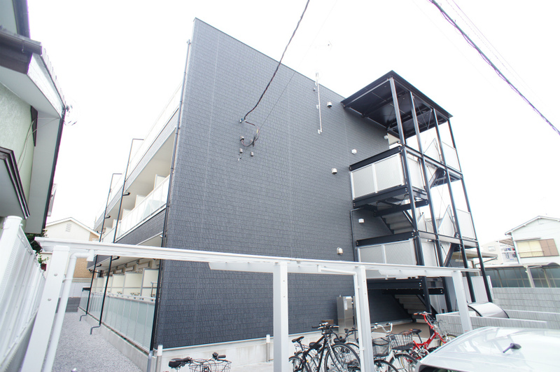 リブリ・エステラ 外観