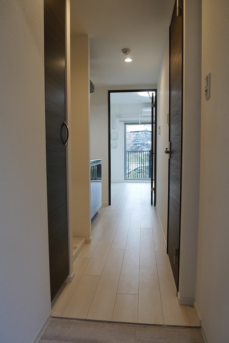 ラフィスタ鷺沼（南棟）2階 内観