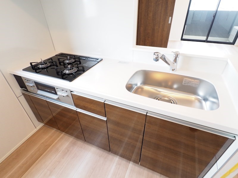 ドゥーエ梅屋敷1階 キッチン