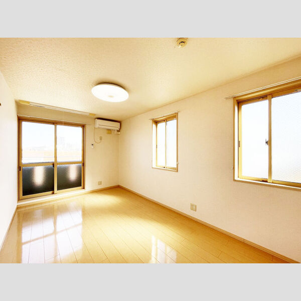 ヴェリタ サクラーレ 洋室