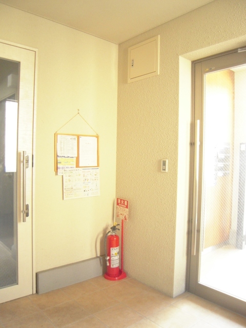 ウイスタリア大森0203号室 エントランス