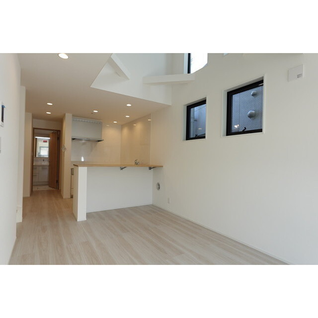 鹿浜4丁目戸建EAST リビング