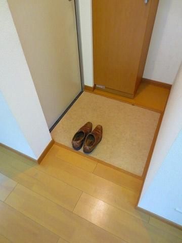 レアル六浦Ｂ棟の外観画像