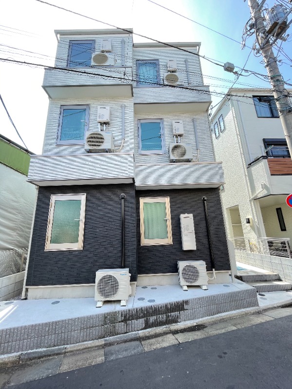 シャンテ谷在家3階 外観