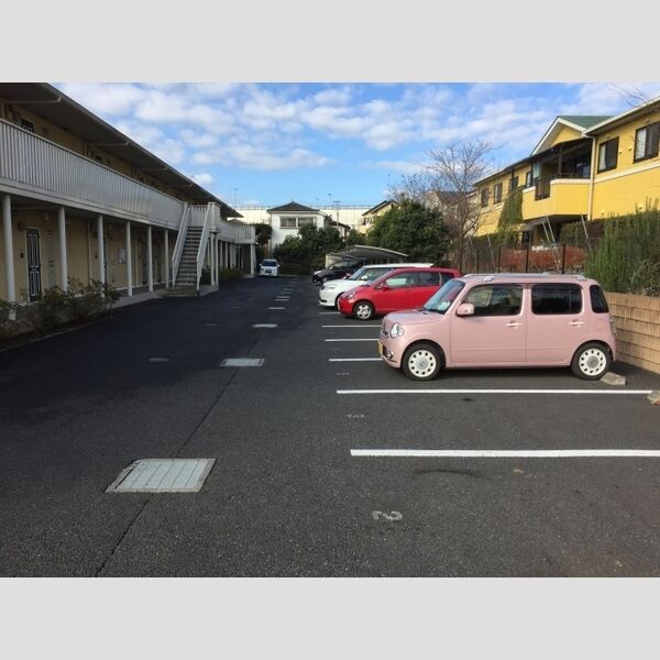 グリーンヒル207号室 駐車場