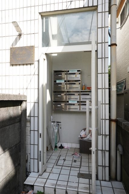 カルタス２１駒場東大前1階 エントランス