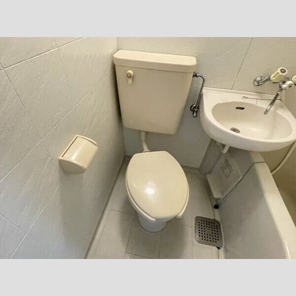 コンフォール小泉513号室 トイレ