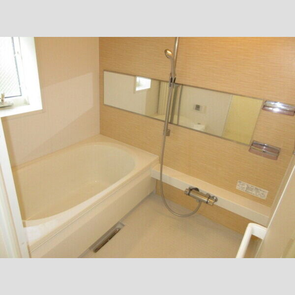 フロンティア南大泉201号室 浴室