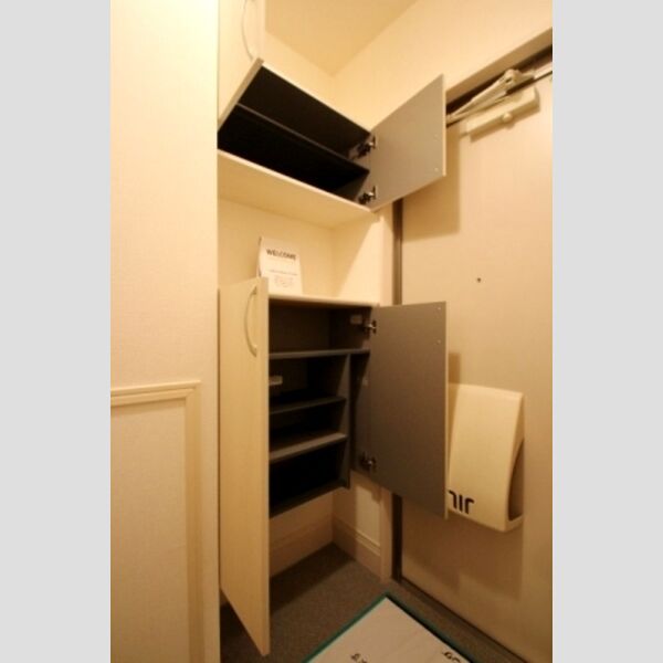 プロシード青葉台　A シューズBOX