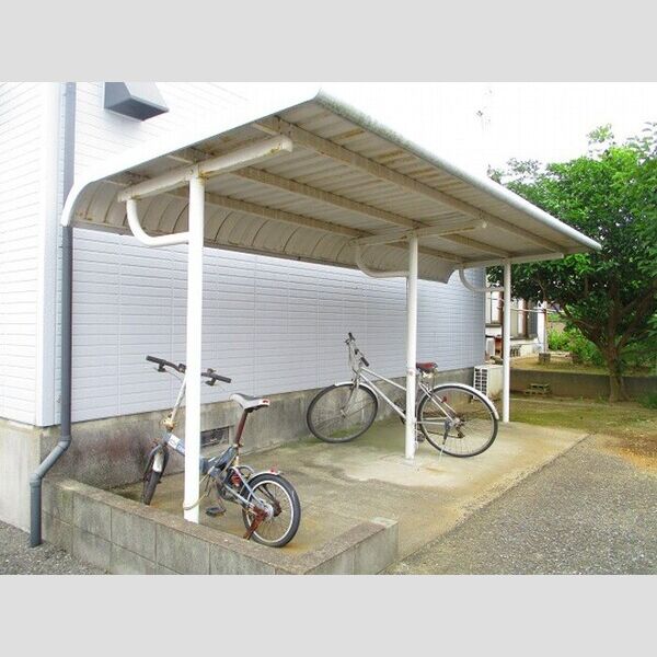 カーサフォンターナ 駐輪場